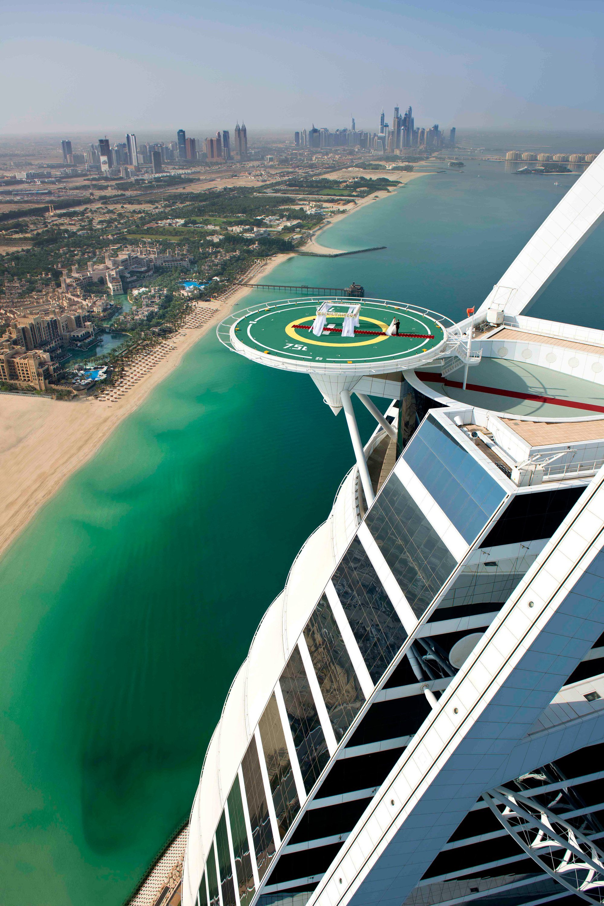 Có gì bên trong &quot;khách sạn 7 sao duy nhất trên thế giới&quot; xa hoa bậc nhất Dubai? - Ảnh 11.