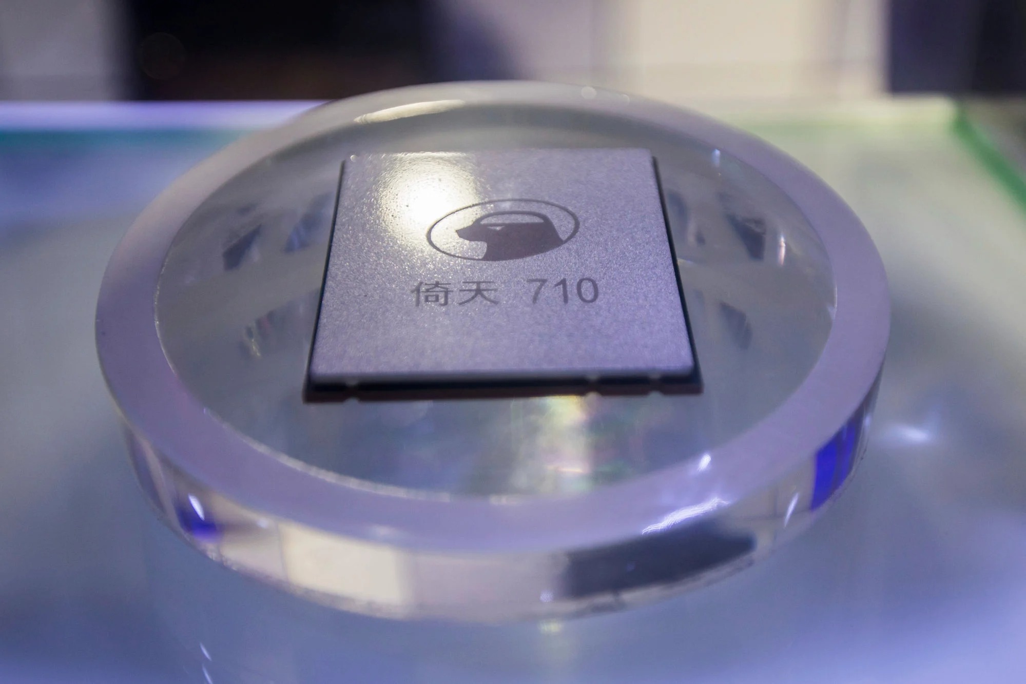 Lệnh cấm chip của Mỹ biến tham vọng AI của Trung Quốc thành ‘lâu đài cát’ - Ảnh 2. Lệnh cấm chip của Mỹ biến tham vọng AI của Trung Quốc thành ‘lâu đài cát’ - Ảnh 2.