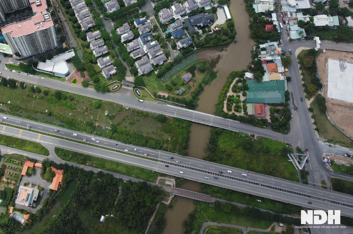 Diện mạo đường song hành cao tốc TP HCM - Long Thành sau hơn 5 năm thi công - Ảnh 8.