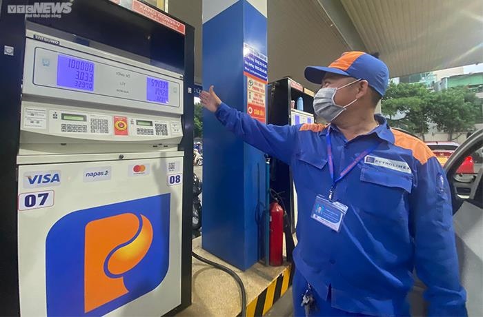 Giá xăng dầu có thể giảm từ 500 - 2.000 đồng/lít - Ảnh 1. Giá xăng dầu có thể giảm từ 500 - 2.000 đồng/lít - Ảnh 1.