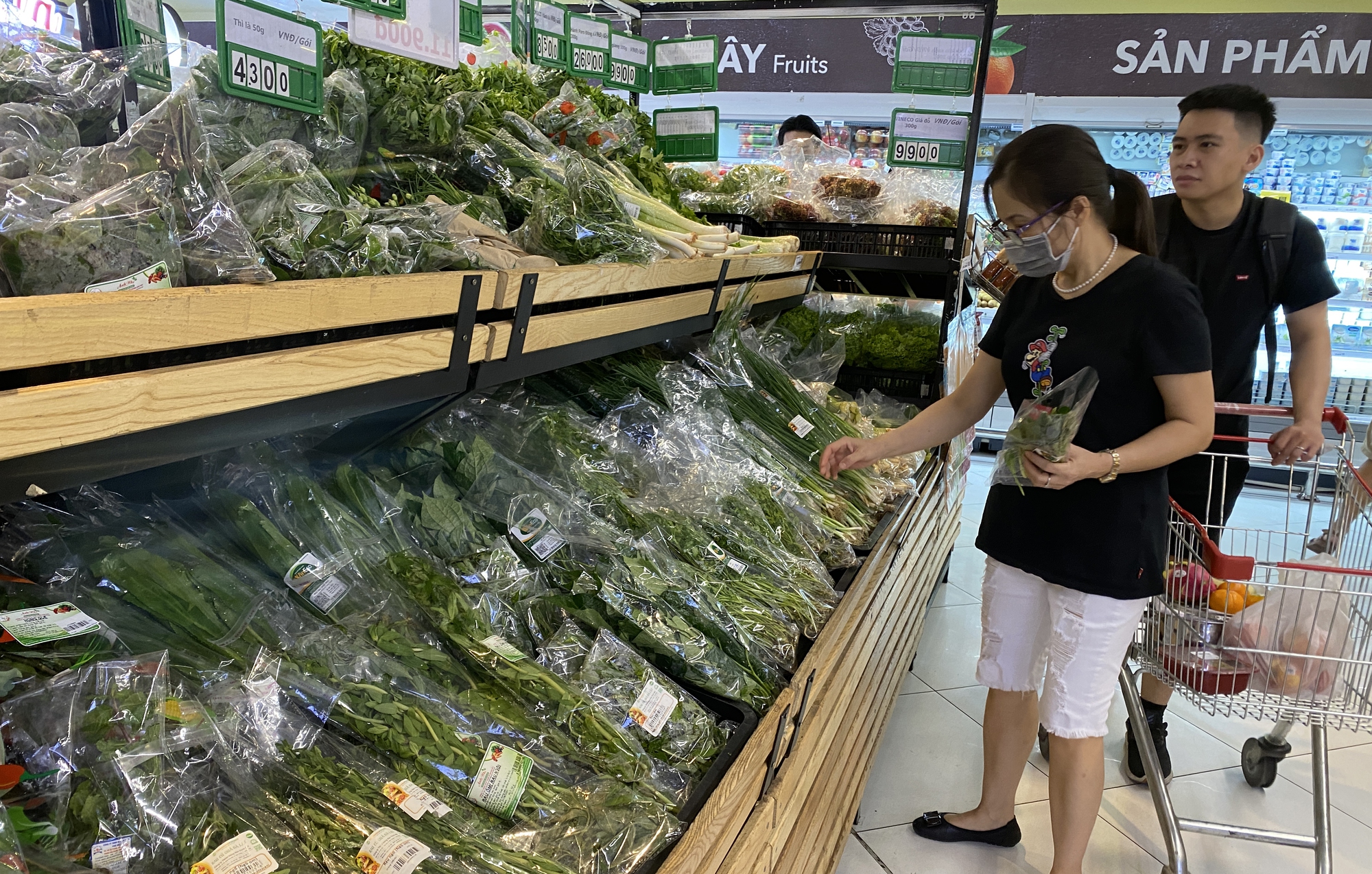 Rau sạch dỏm biến hình vào Winmart, Tiki ngon - Ảnh 3.