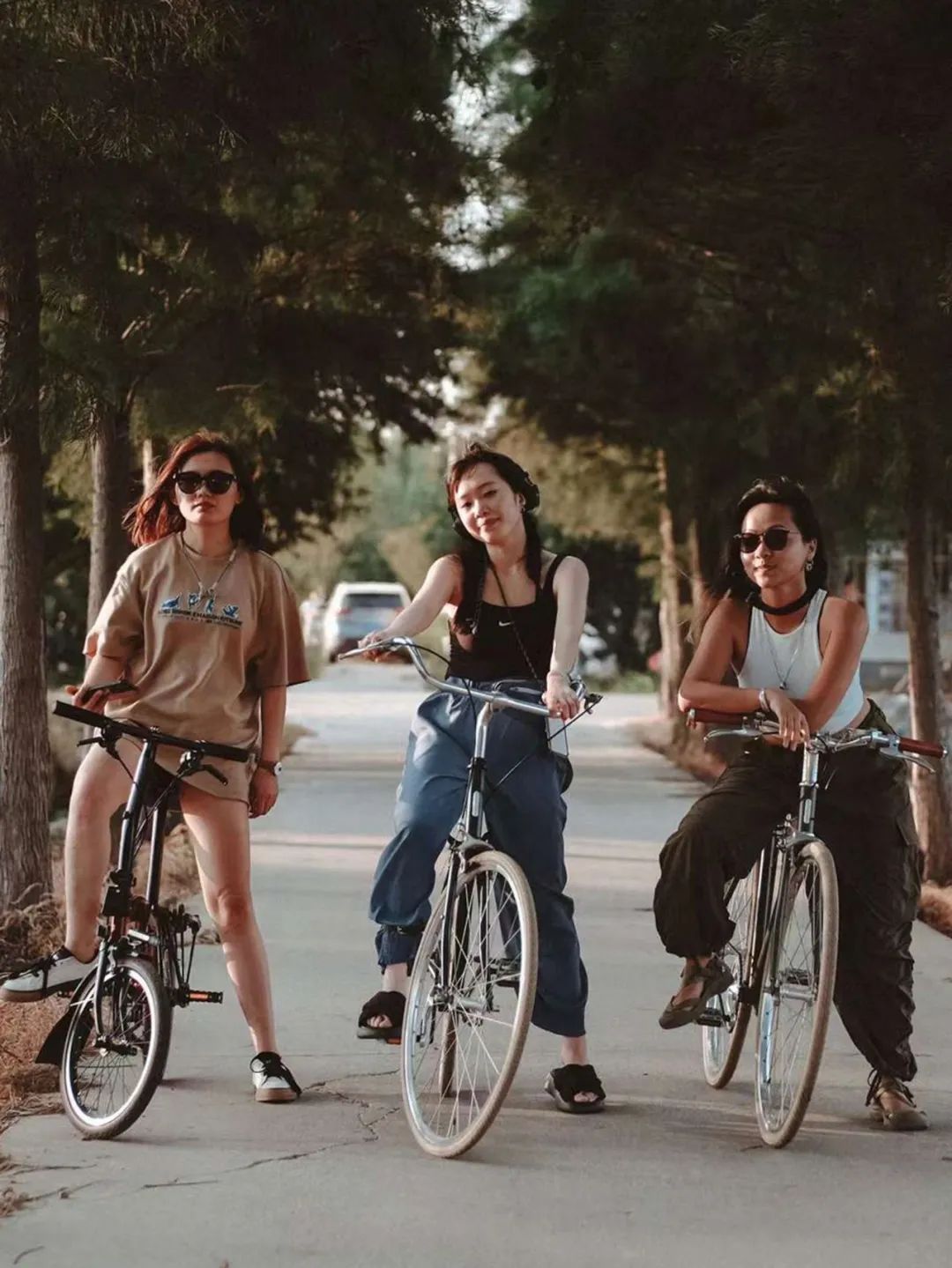 Trung Quốc: Sống giữa đại dịch, &quot;chơi&quot; xe đạp trở thành xu thế ở thành phố hiện đại - Ảnh 1.