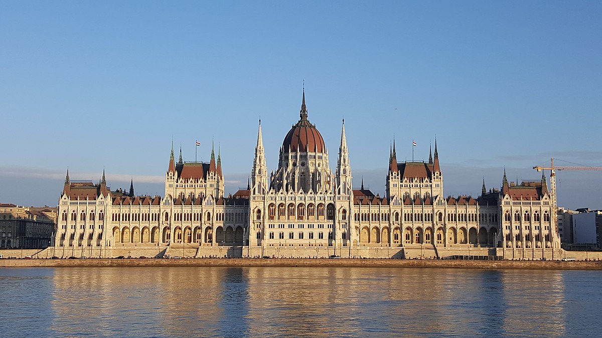 1200px-Parliament_of_Hungary_November_2017.jpg
