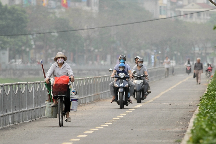 Làn đường riêng cho xe đạp ở Hà Nội: Chủ trương tiến bộ nhưng phải có lộ trình - Ảnh 4.