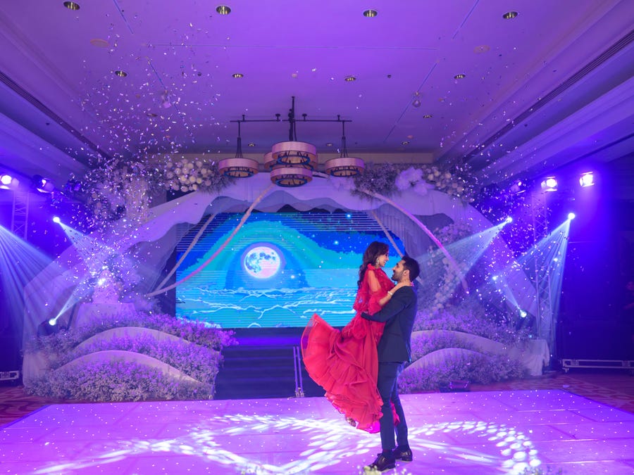 Đám cưới siêu sang Ấn Độ có gì khiến khách sạn khắp Đông Nam Á cạnh tranh nhau, trong đó có Việt Nam - Ảnh 9.
