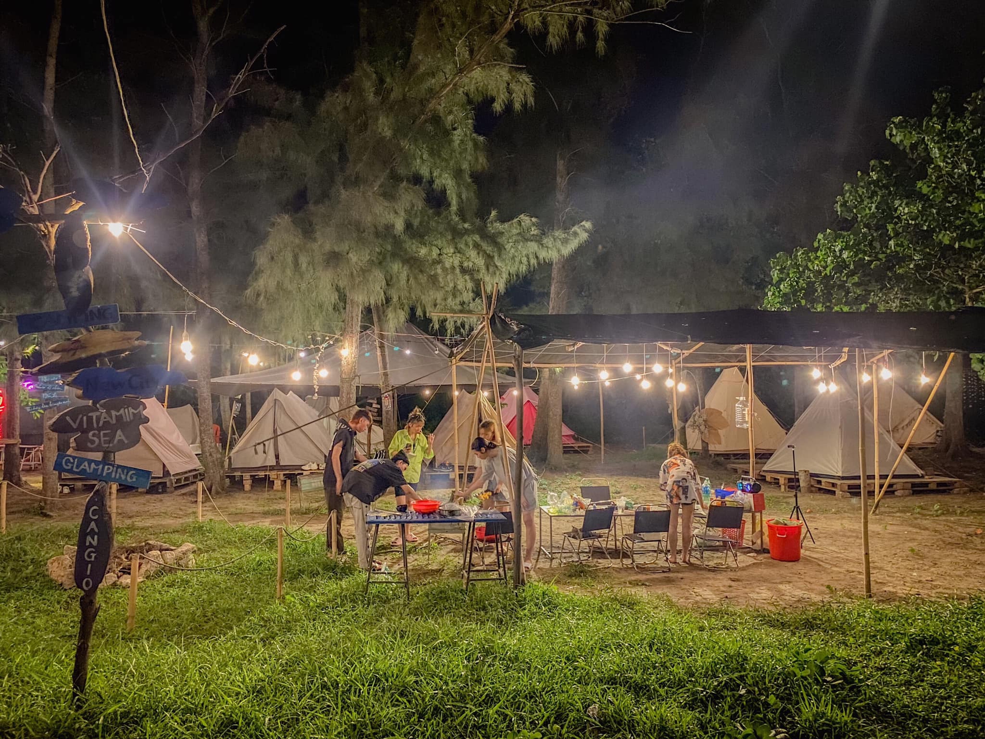 Khu cắm trại Cần Giờ nổi tiếng với dân TP.HCM vì có nhiều hoạt động vui chơi thư giãn - Ảnh 21.