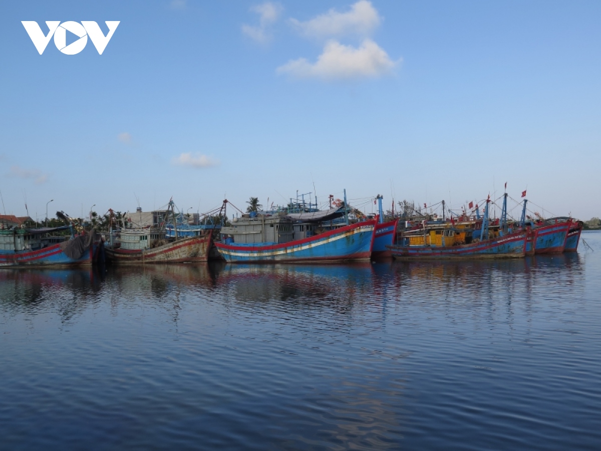 Miền Trung khẩn trương ứng phó bão Noru - Ảnh 8. Miền Trung khẩn trương ứng phó bão Noru - Ảnh 8.