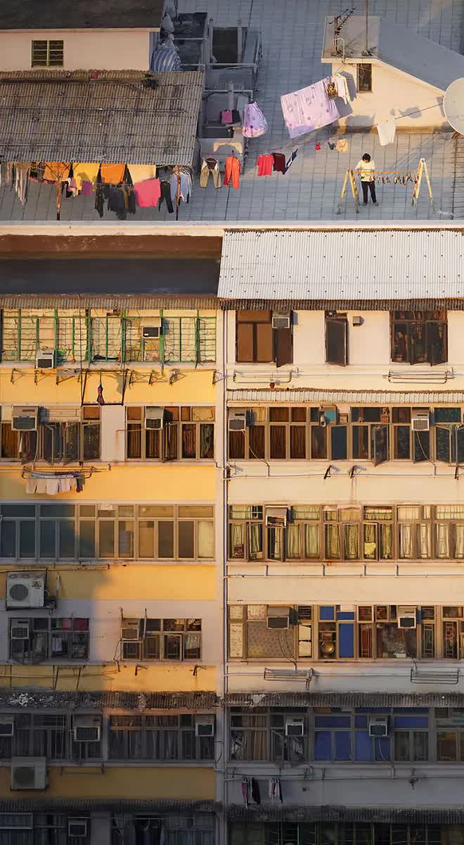 Nhiếp ảnh gia dành 4 năm chụp khung cảnh sân thượng, phản ánh cuộc sống bình dị tại khu dân cư sầm uất bậc nhất châu Á - Ảnh 8.