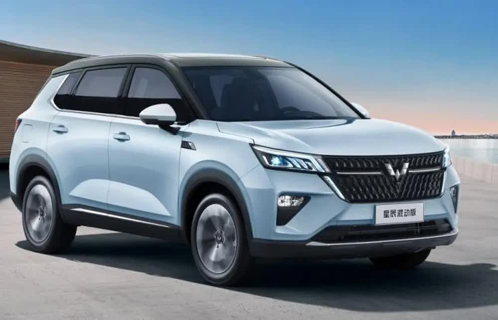 Cận cảnh chiếc SUV 'uống' 4,6 lít xăng/100km, giá chỉ 300 triệu đồng - Ảnh 1.