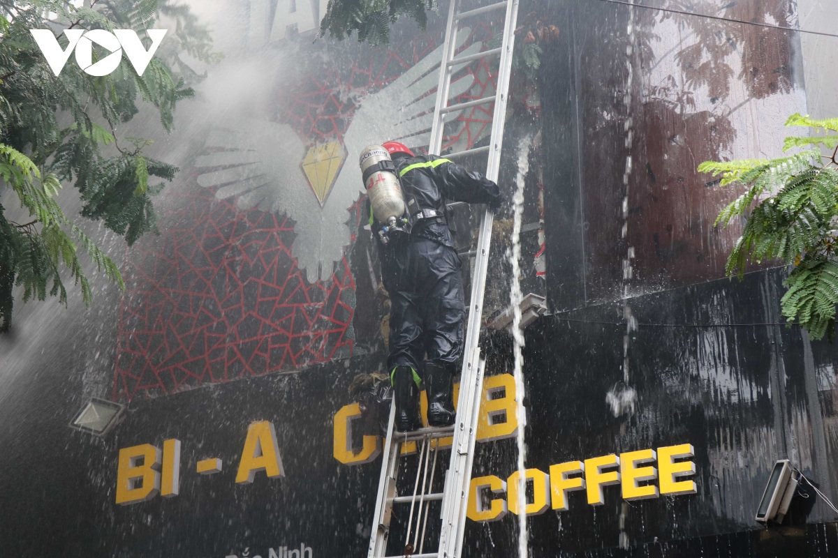 Cháy lớn tại quán Bi-a Club tại Bắc Ninh - Ảnh 2.