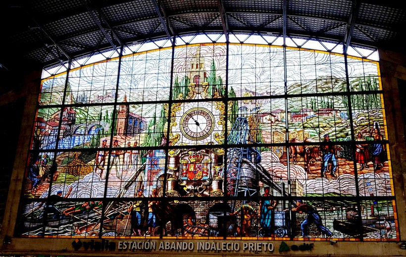 Đẹp lạ Estacion Tây Ban Nha - Ảnh 2. Đẹp lạ Estacion Tây Ban Nha - Ảnh 2.