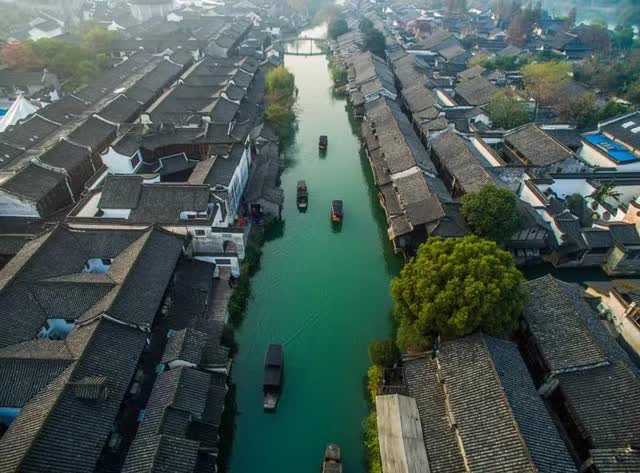 'Cổ trấn nước' nghìn năm tuổi ở Trung Quốc: vẻ đẹp non nước hữu tình như tranh thủy mặc, thu hút hàng triệu du khách - Ảnh 1.