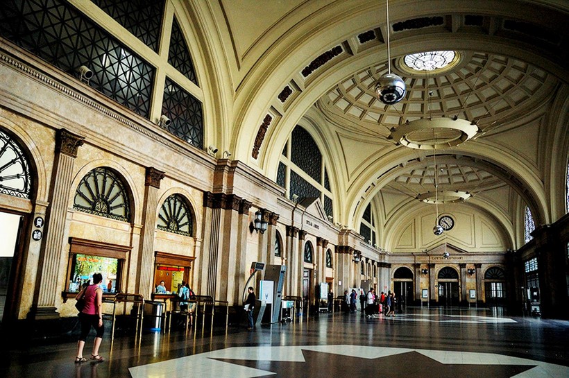 Đẹp lạ Estacion Tây Ban Nha - Ảnh 6. Đẹp lạ Estacion Tây Ban Nha - Ảnh 6.