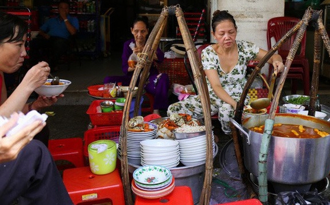 Trong mắt du khách nước ngoài, đây là những thứ chỉ có thể tìm thấy ở đường phố Việt Nam - Ảnh 9.
