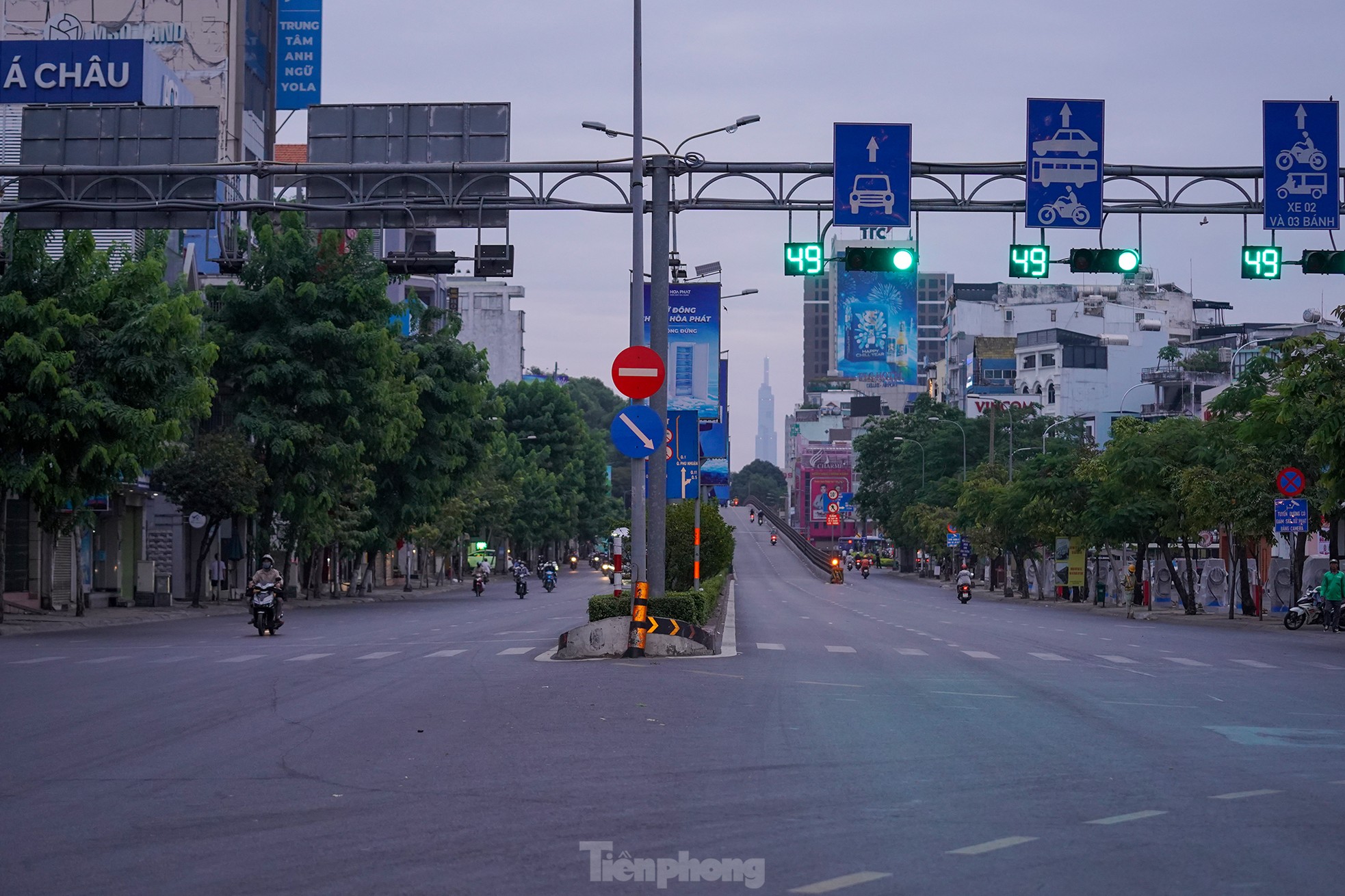 Có một TPHCM rất khác trong sáng đầu năm 2023 - Ảnh 3. Có một TPHCM rất khác trong sáng đầu năm 2023 - Ảnh 3.