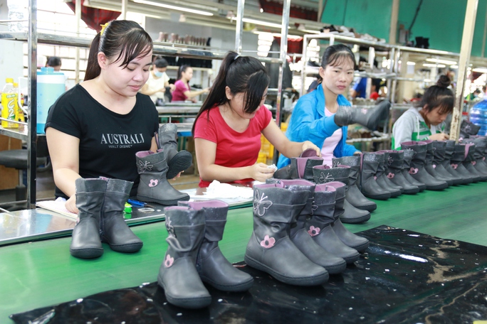 4 chính sách lao động - tiền lương, BHXH có hiệu lực từ tháng 1-2023 - Ảnh 1. 4 chính sách lao động - tiền lương, BHXH có hiệu lực từ tháng 1-2023 - Ảnh 1.