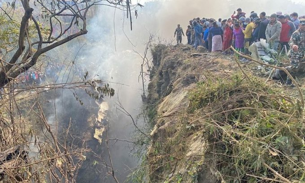 Vụ rơi máy bay ở Nepal: Toàn bộ 72 người đã thiệt mạng - Ảnh 1.