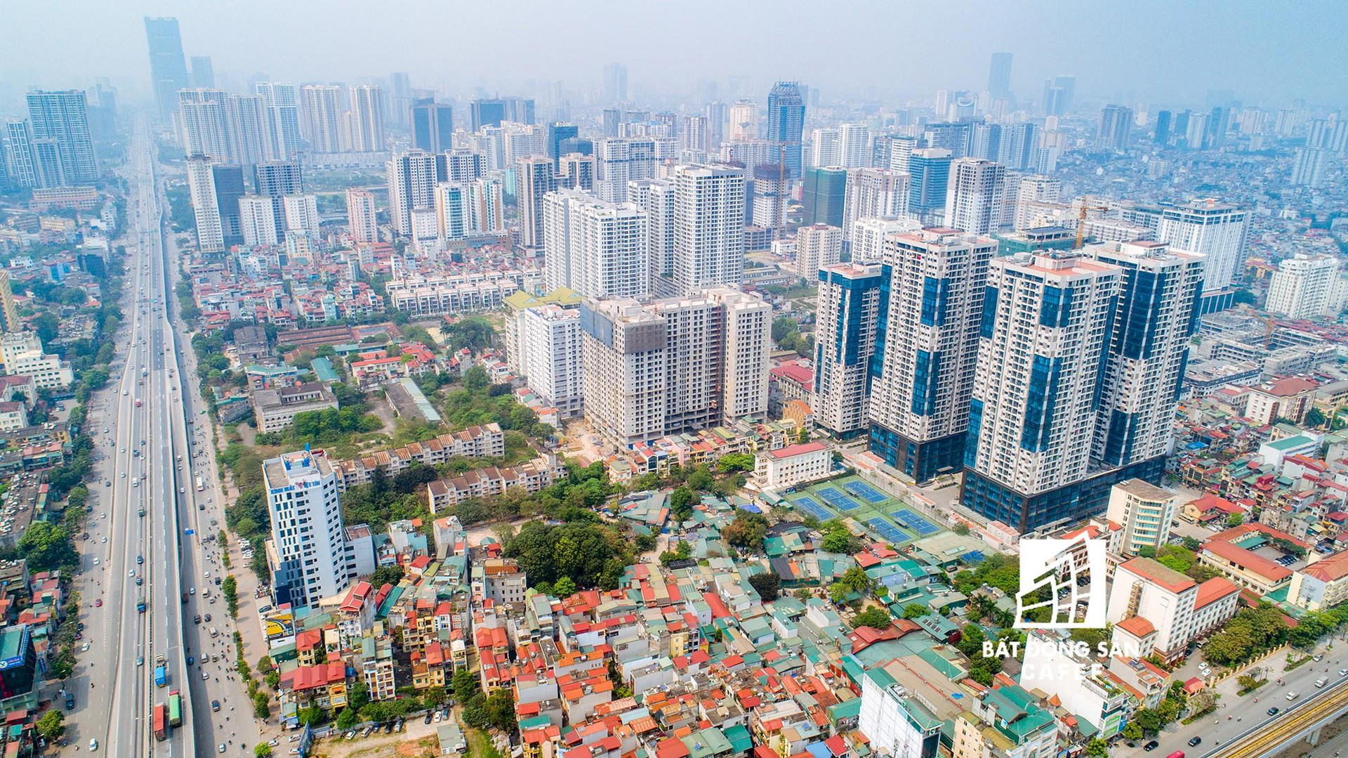 Cách đây mới hơn 20 năm, GDP Việt Nam chỉ bằng 1/4 Thái Lan, giờ thì sao? - Ảnh 1. Cách đây mới hơn 20 năm, GDP Việt Nam chỉ bằng 1/4 Thái Lan, giờ thì sao? - Ảnh 1.