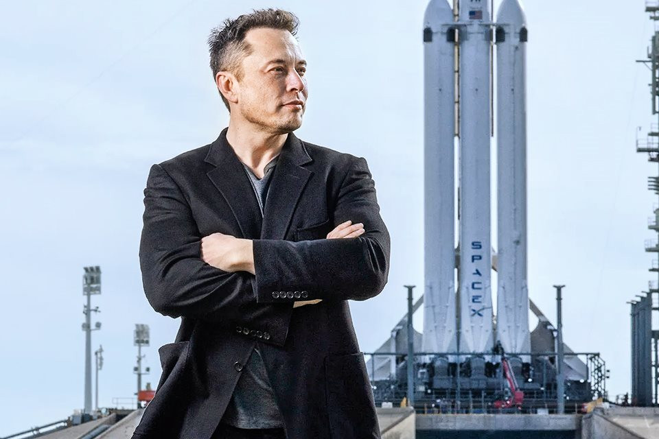 Sếp đáng sợ kiểu Elon Musk: Tự cho mình tham gia vào mọi dự án, yêu cầu kỹ sư bỏ bớt phần cứng của tên lửa... vì xấu, nhân viên chỉ mong CEO đừng đến công ty - Ảnh 1.