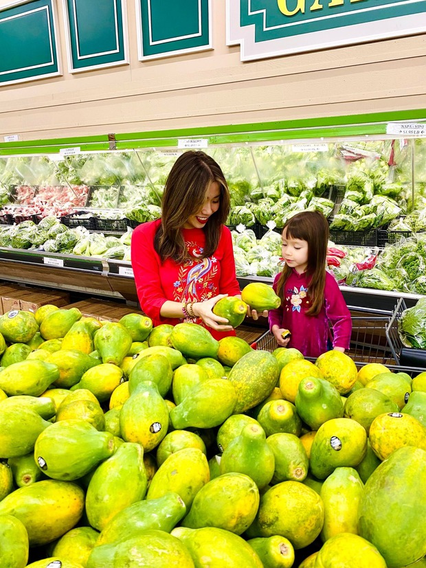  Người Việt đón Tết ở nước ngoài: Bánh chưng, dưa hành chẳng thiếu thứ gì, mong một năm sung túc vẹn toàn! - Ảnh 2.