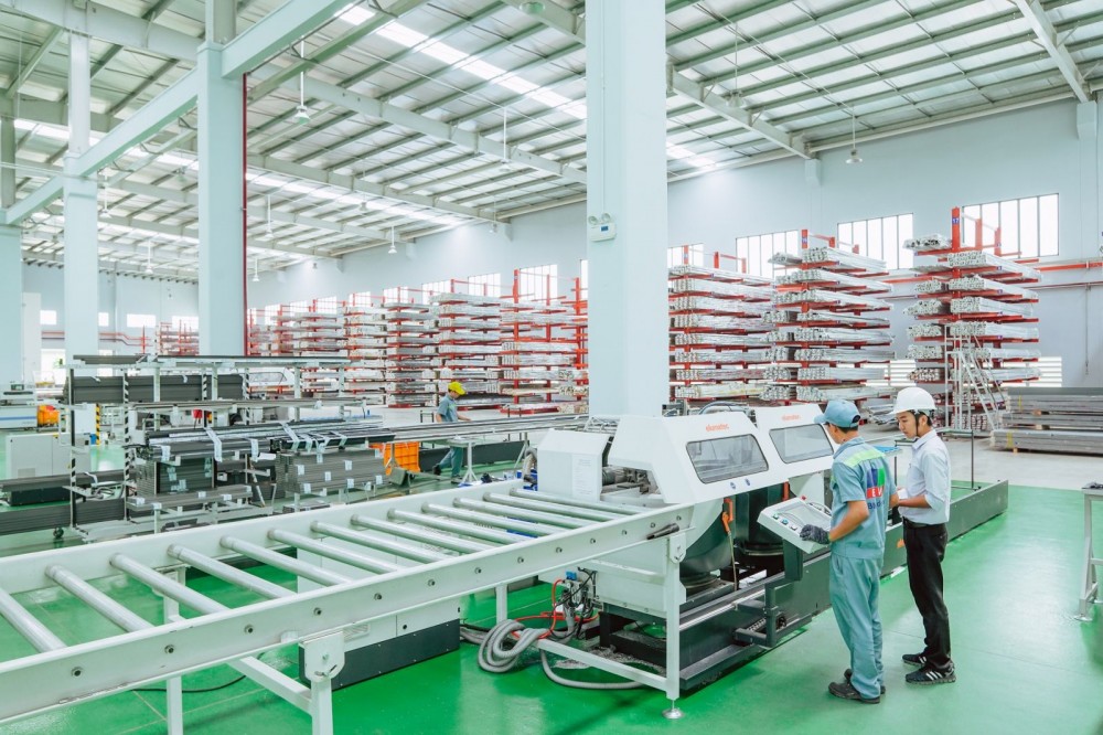 Việt Nam cần những doanh nghiệp giữ vai trò ‘sếu đầu đàn’ trong lĩnh vực sản xuất - Ảnh 2. Việt Nam cần những doanh nghiệp giữ vai trò ‘sếu đầu đàn’ trong lĩnh vực sản xuất - Ảnh 2.