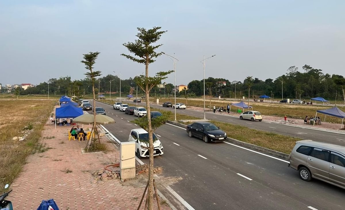 Kinh nghiệm mua bán bất động sản thời thị trường trầm lắng: “Trả giá 50% giá trị lô đất là vừa”? - Ảnh 1. Kinh nghiệm mua bán bất động sản thời thị trường trầm lắng: “Trả giá 50% giá trị lô đất là vừa”? - Ảnh 1.