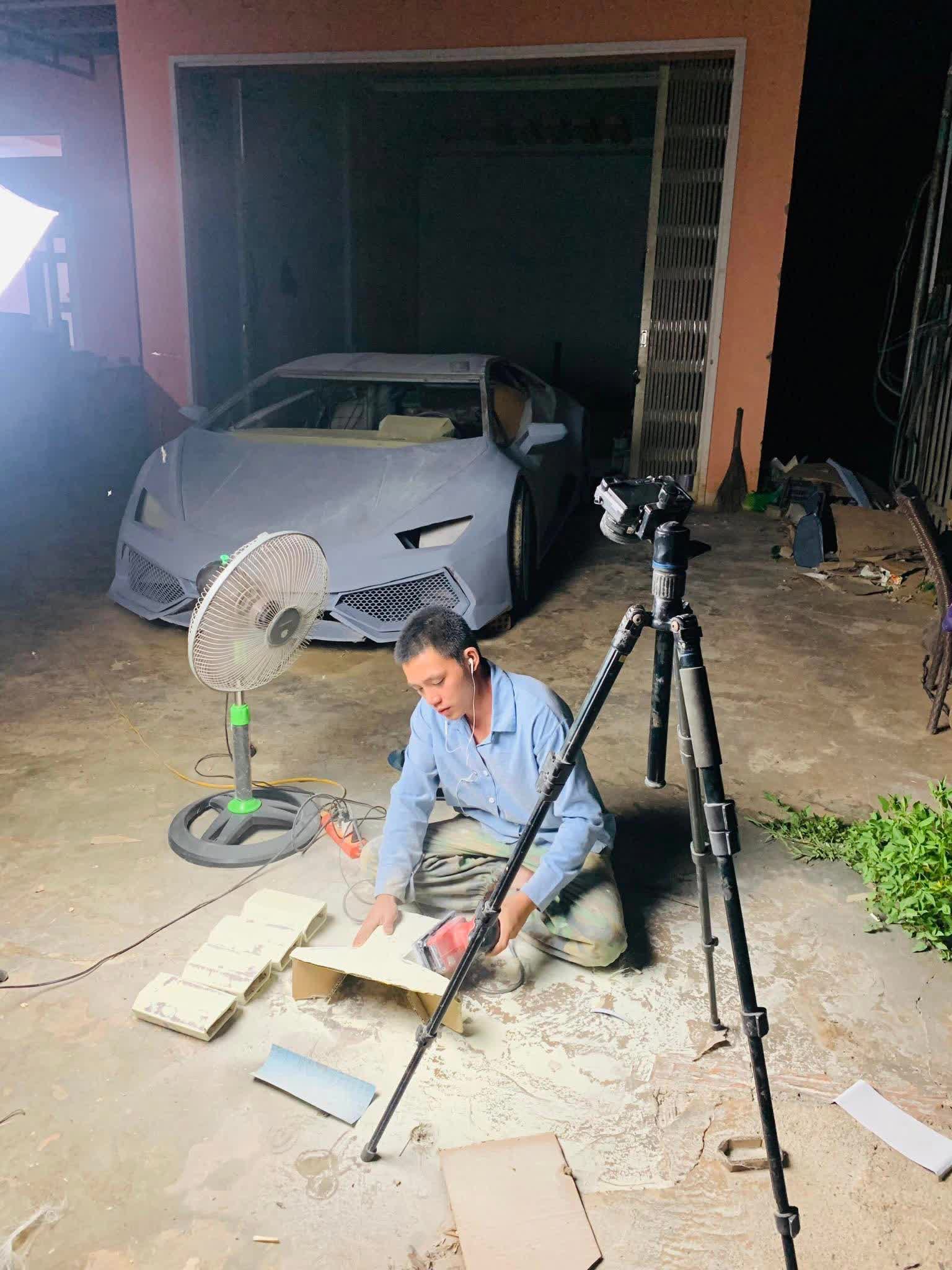 Đôi bạn Tây Nguyên tự chế Lamborghini Huracan khiến cộng đồng quốc tế trầm trồ: Năm tới sẽ chuyển mình để độc lạ nhất Việt Nam - Ảnh 7.