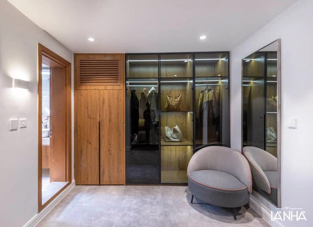 Từ căn nhà tập thể cũ 46 m2 quá chật chội, chàng designer son chi 300 triệu sửa nhà để “rước nàng về dinh” - Ảnh 11. Từ căn nhà tập thể cũ 46 m2 quá chật chội, chàng designer son chi 300 triệu sửa nhà để “rước nàng về dinh” - Ảnh 11.