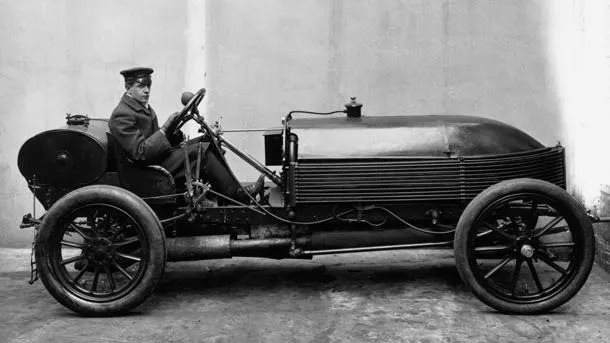 Ngày này năm xưa: 31/1, chiếc xe đầu tiên trên thế giới đạt 100 dặm/giờ nhưng bị soán ngôi chỉ sau 15 phút - Ảnh 1.