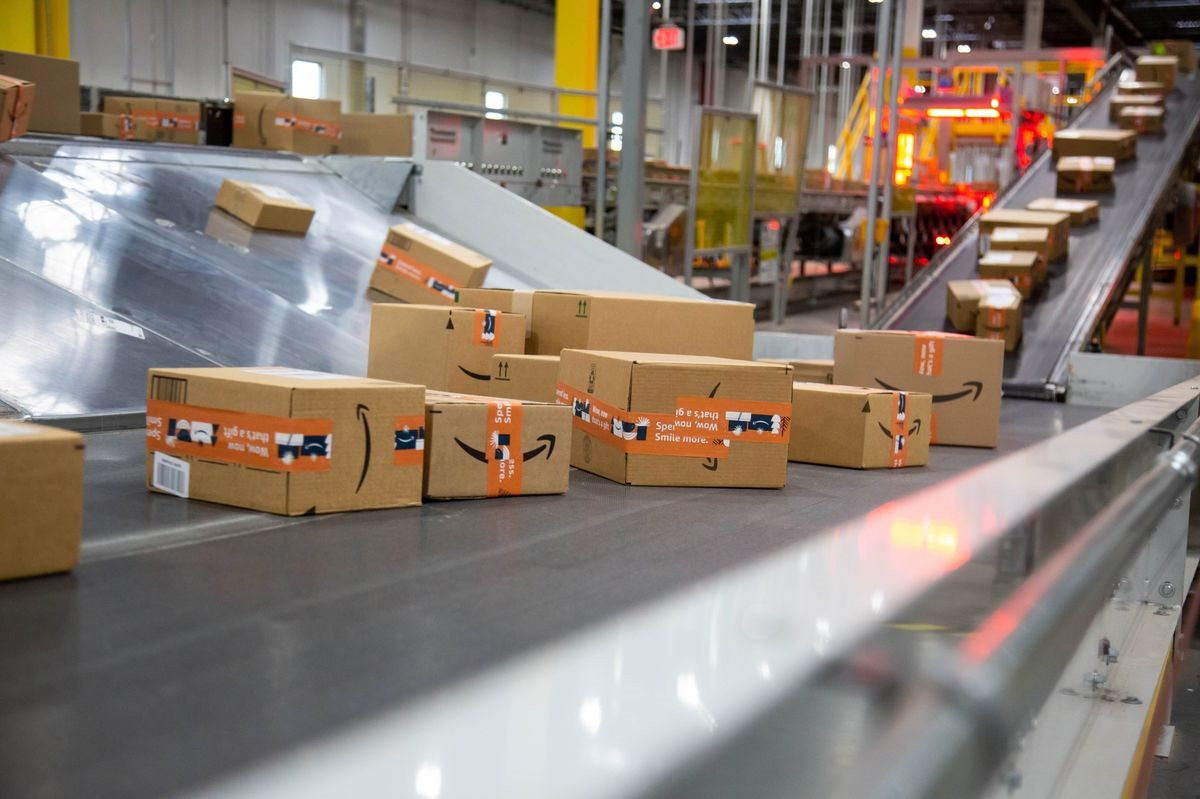 Amazon là 'trùm cuối' đợt sa thải của giới công nghệ: Cắt giảm hơn 18.000 nhân sự khi vừa bước sang năm mới 2023 - Ảnh 2.