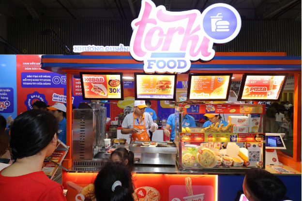 Torki Food tiên phong nhượng quyền thương hiệu fastfood đa món - Ảnh 1.