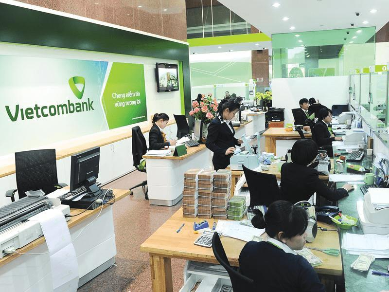 Vietcombank tăng lãi suất huy động kỳ hạn ngắn - Ảnh 1.