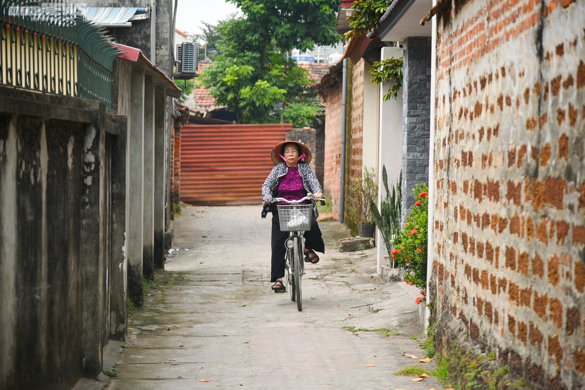 Ngôi làng cổ 'độc nhất vô nhị' ở miền Bắc ngày càng vắng bóng khách du lịch - Ảnh 7.