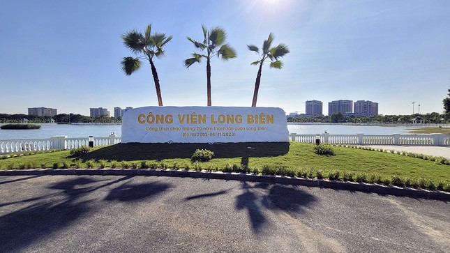 Mãn nhãn với công viên gần 100 tỷ sắp hoàn thành chào mừng 20 năm thành lập quận Long Biên - Ảnh 3.
Mãn nhãn với công viên gần 100 tỷ sắp hoàn thành chào mừng 20 năm thành lập quận Long Biên - Ảnh 3.