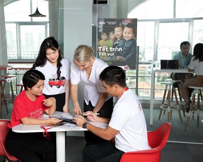 Home Credit chú trọng đa dạng hóa nguồn nhân lực và theo đuổi chiến lược kinh doanh có trách nhiệm tại Việt Nam - Ảnh 1.