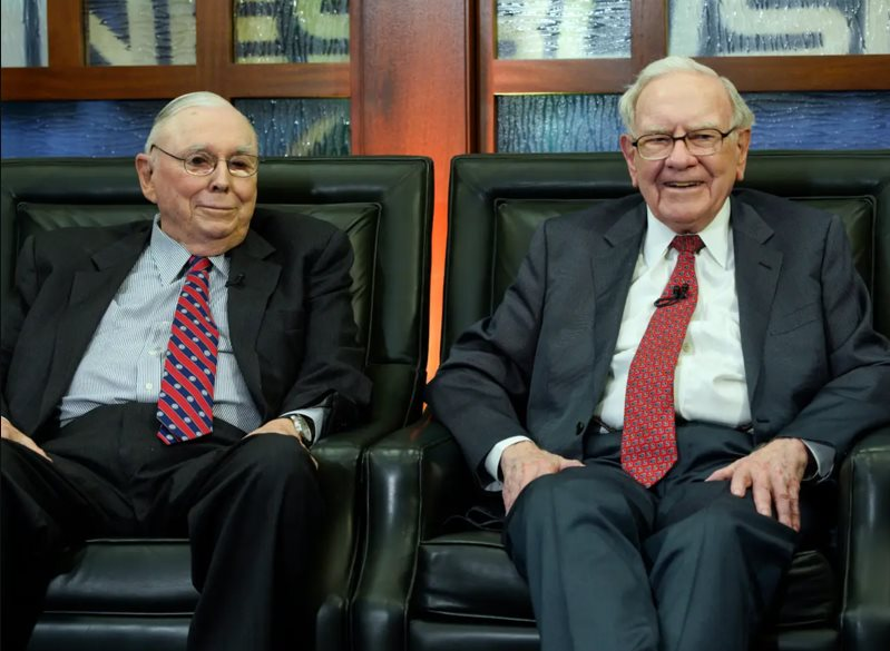 Người đàn ông khiến ‘cây đa, cây đề’ giới đầu tư Warren Buffett và Charlie Munger kinh ngạc, lập tức tuyển làm ‘cấp phó’ và giao quyền quản lý hàng tỷ USD - Ảnh 2.