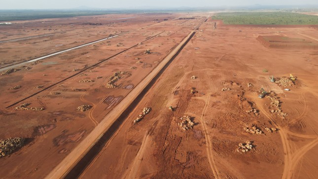 Tiến độ dự án sân bay Long Thành hiện ra sao? - Ảnh 2.