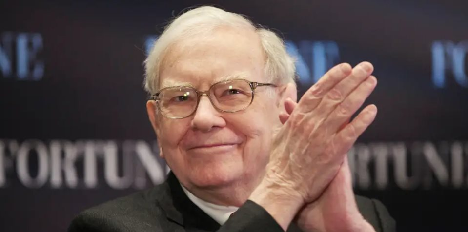 8 cổ phiếu “vàng” chống đỡ cho danh mục của Warren Buffett tiếp tục sinh lời khi “công thần” Apple rớt giá - Ảnh 1.