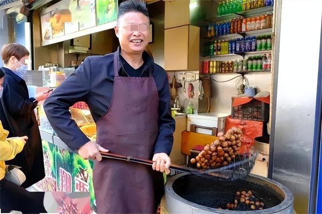 In 1 “chữ” lên bao bì sản phẩm để kinh doanh, người đàn ông bị phạt gần 700 triệu đồng: Kháng cáo 2 lần bất thành, bị tăng tiền phạt lên gấp đôi vì 1 lý do - Ảnh 3. In 1 “chữ” lên bao bì sản phẩm để kinh doanh, người đàn ông bị phạt gần 700 triệu đồng: Kháng cáo 2 lần bất thành, bị tăng tiền phạt lên gấp đôi vì 1 lý do - Ảnh 3.