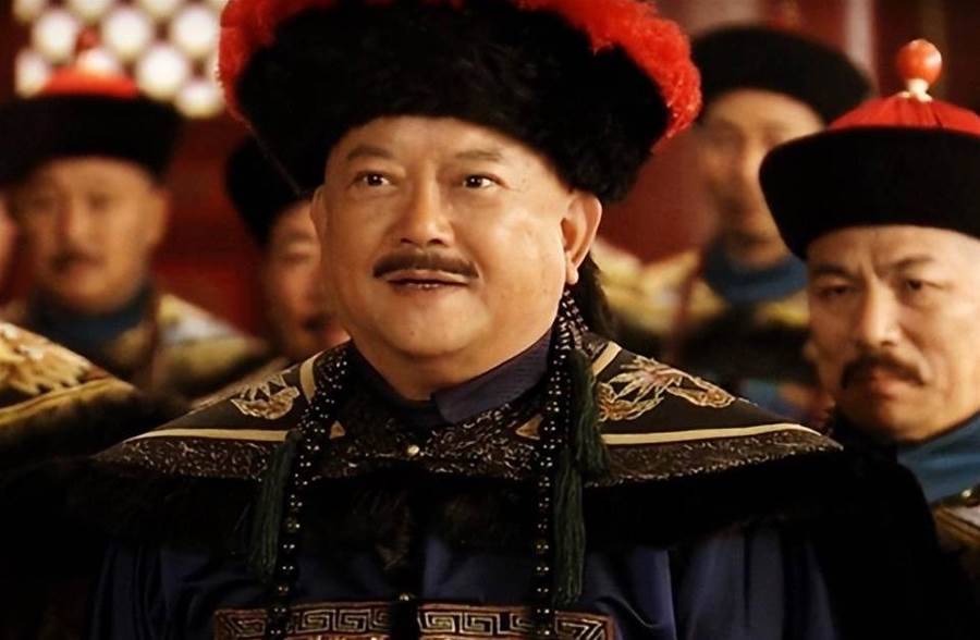 2 món đồ khiến Gia Khánh tha tội cho gia đình Hòa Thân: Số 1 không dám đụng, thứ còn lại ít ai có - Ảnh 1.