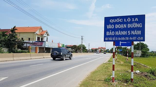 Vụ việc đoạn cao tốc Tập đoàn Sơn Hải bảo hành 10 năm vừa bị đổ hóa chất: Cách đây 8 năm kẻ gian cũng làm điều tương tự - Ảnh 2. Vụ việc đoạn cao tốc Tập đoàn Sơn Hải bảo hành 10 năm vừa bị đổ hóa chất: Cách đây 8 năm kẻ gian cũng làm điều tương tự - Ảnh 2.