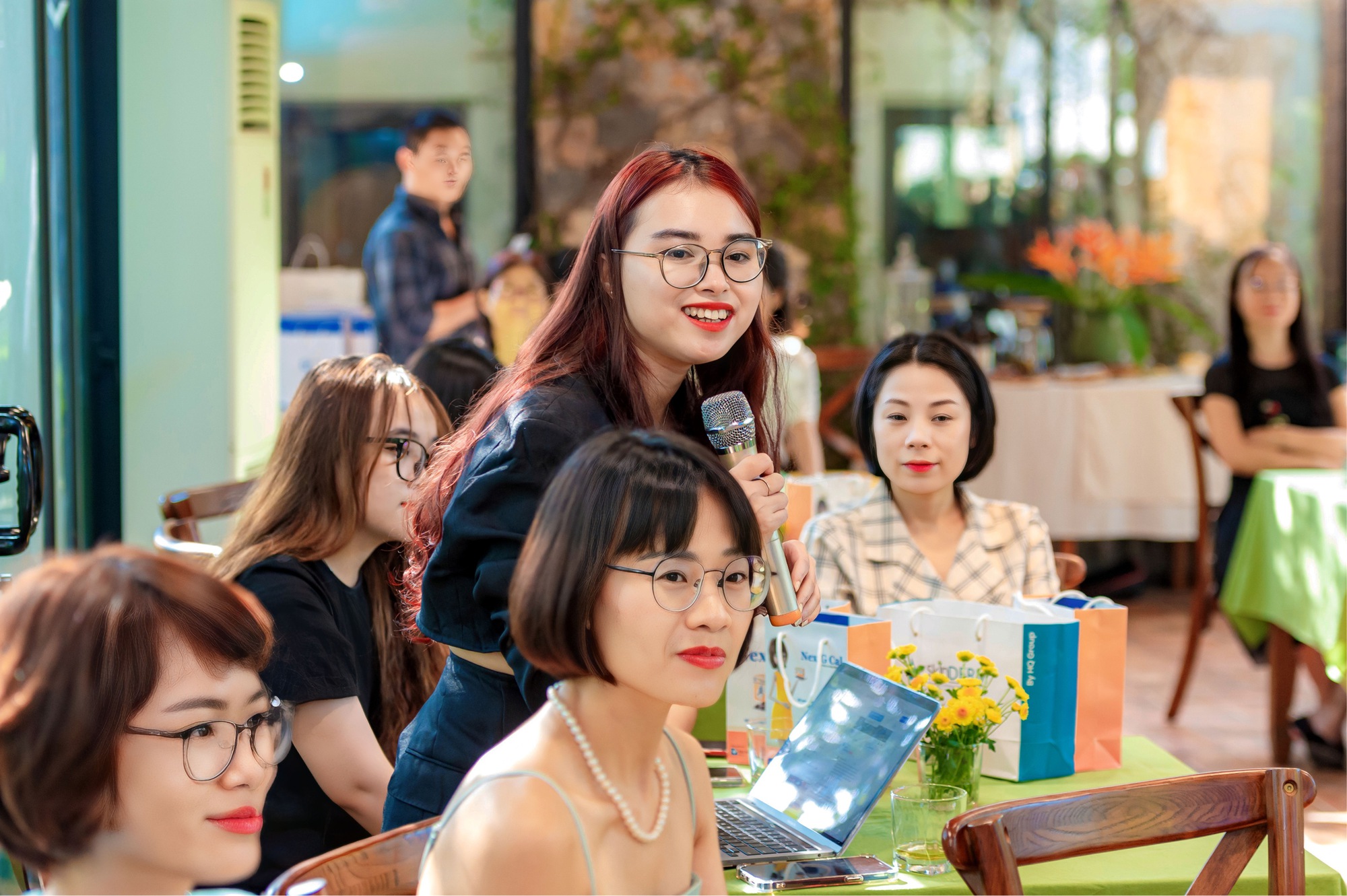 Phụ nữ U50 sống sao cho cân bằng và hạnh phúc? Chuyên gia hé lộ BÍ KÍP, là chìa khóa giữ gìn hôn nhân - Ảnh 2.