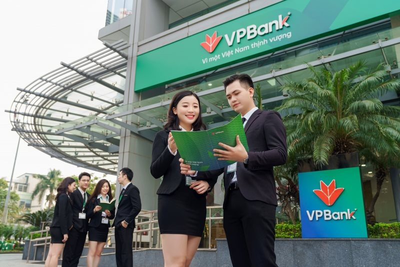 VPBank bất ngờ vượt qua Viettel, trở thành doanh nghiệp nộp thuế thu nhập doanh nghiệp lớn nhất cả nước - Ảnh 1.