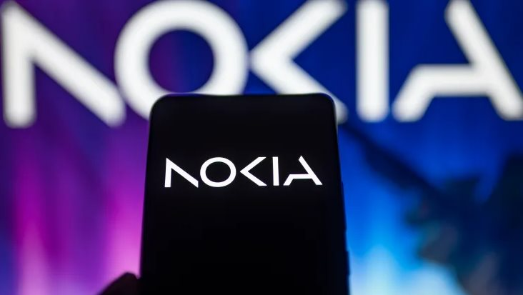 Tượng đài Nokia hồi sinh để rồi hấp hối: Vụt sáng trong chốc lát sau khi bán mảng điện thoại, giờ lại kinh doanh bết bát, sa thải 14.000 người - Ảnh 1.