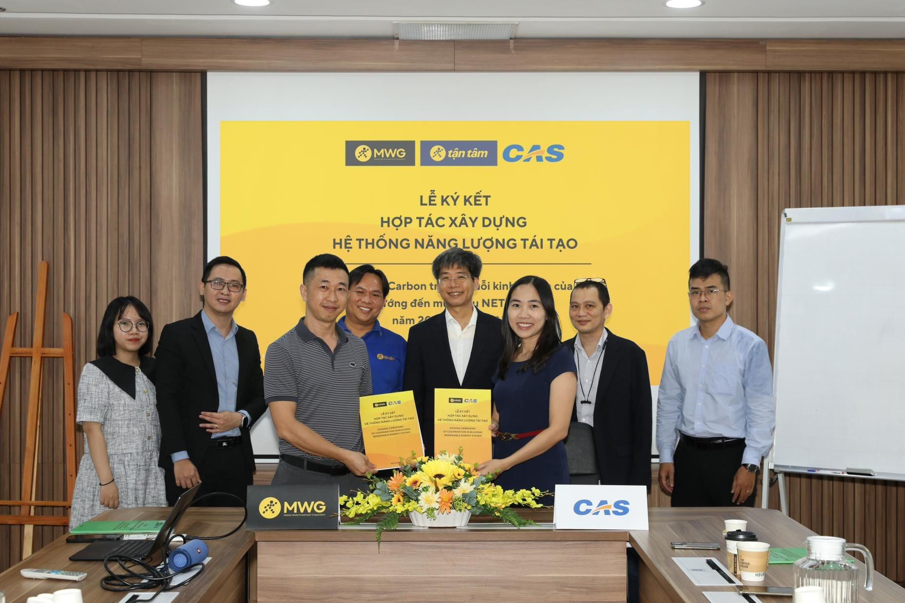 Chuỗi Bách Hóa Xanh sắp lắp đặt hệ thống điện năng lượng mặt trời và xử lý chất thải hữu cơ ở 1.700 siêu thị - Ảnh 3. Chuỗi Bách Hóa Xanh sắp lắp đặt hệ thống điện năng lượng mặt trời và xử lý chất thải hữu cơ ở 1.700 siêu thị - Ảnh 3.