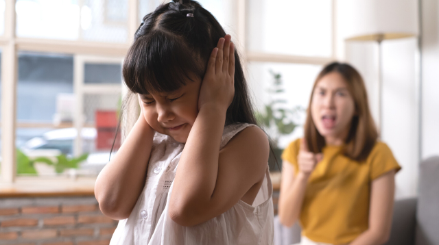 Ba phương pháp giáo dục vô ích nhất, ảnh hưởng tiêu cực cả đời con nhưng nhiều bậc cha mẹ vẫn xem như "bảo bối" - Ảnh 1. Ba phương pháp giáo dục vô ích nhất, ảnh hưởng tiêu cực cả đời con nhưng nhiều bậc cha mẹ vẫn xem như "bảo bối" - Ảnh 1.