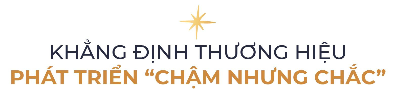 Ông chủ thương hiệu trang sức răng kể chuyện bị hiểu nhầm “vớ được khách sộp”, cơ duyên gắn kim cương lên răng cho rapper Binz và làm trang sức cho CEO tập đoàn lớn - Ảnh 7. Ông chủ thương hiệu trang sức răng kể chuyện bị hiểu nhầm “vớ được khách sộp”, cơ duyên gắn kim cương lên răng cho rapper Binz và làm trang sức cho CEO tập đoàn lớn - Ảnh 7.