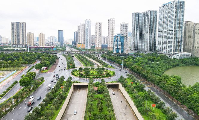 Bỏ ý định mua nhà vì giá chung cư đắt đỏ, nhiều người chọn thuê nhà và mua đất vùng ven - Ảnh 1.