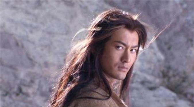 Kiều Phong kịch chiến Dương Quá, ai là người chiến thắng? Kim Dung nêu 2 điểm tiết lộ đáp án - Ảnh 3. Kiều Phong kịch chiến Dương Quá, ai là người chiến thắng? Kim Dung nêu 2 điểm tiết lộ đáp án - Ảnh 3.