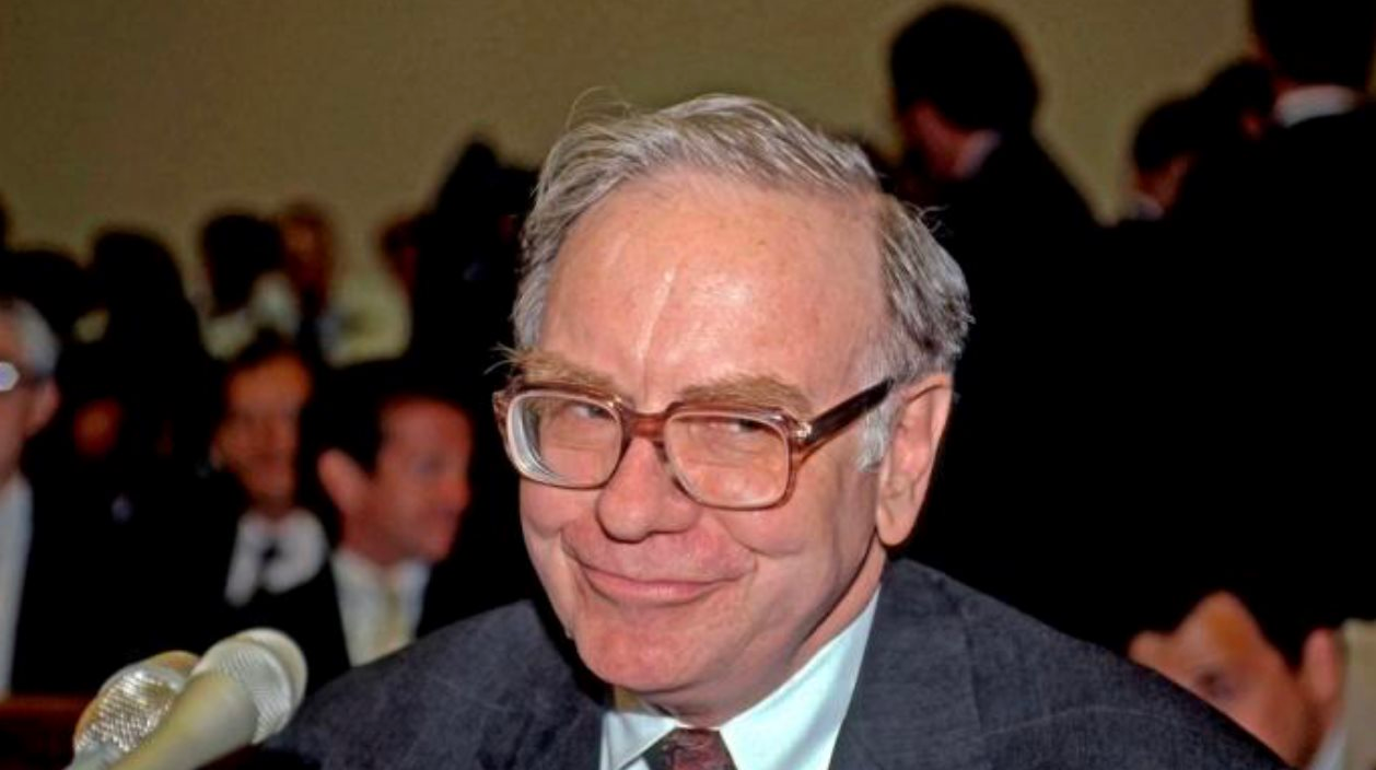 Hé lộ 2 cổ phiếu giúp Warren Buffett 'ngồi không' cũng bỏ túi 1,6 tỷ USD mỗi năm - Ảnh 1.